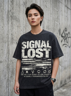 T-Shirt Oversize Signal Lost – getragen