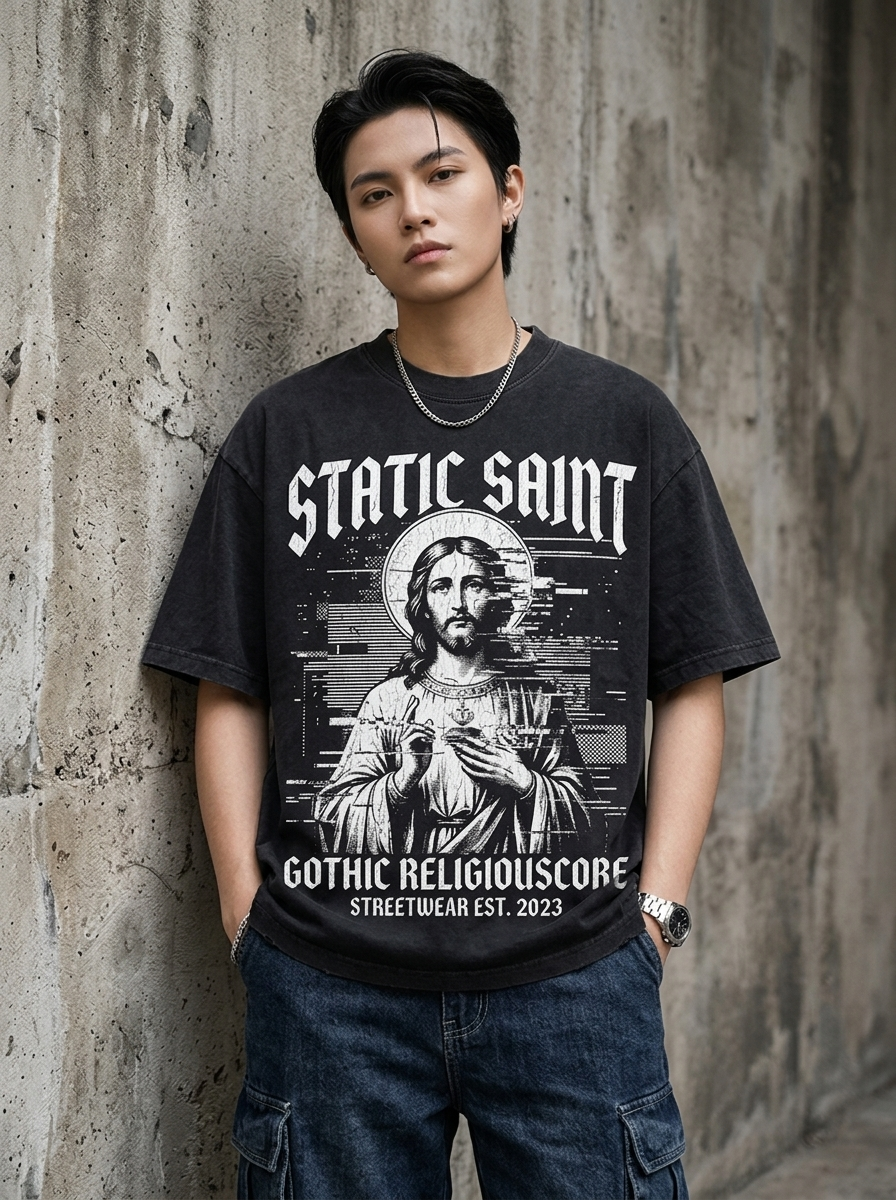 T-Shirt Oversize Static Saint – getragen
